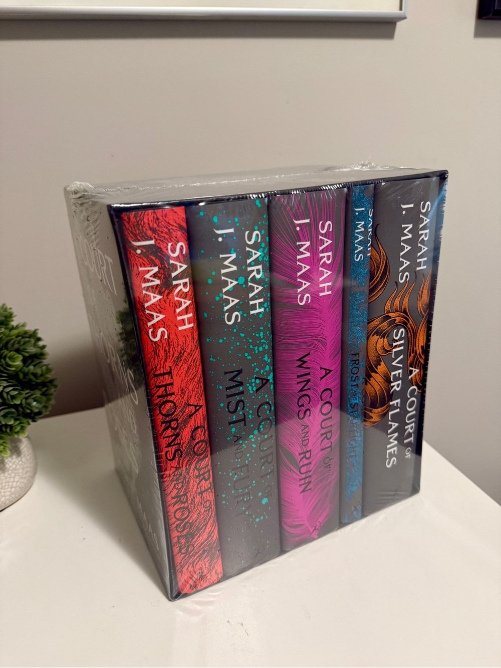 ACOTAR Sarah J. Maas Hardcover Book Set
